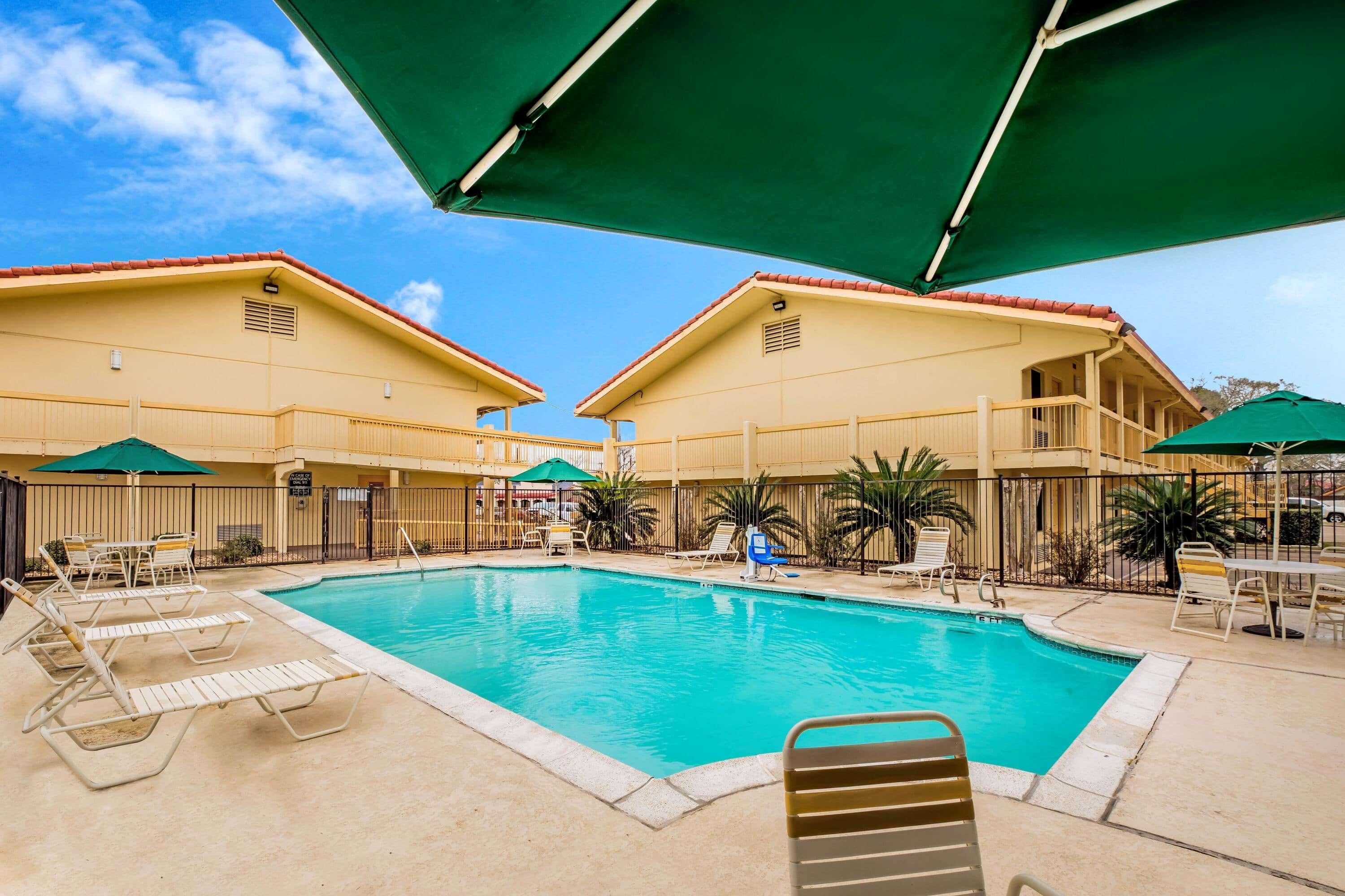 La Quinta Inn By Wyndham Lufkin Εξωτερικό φωτογραφία