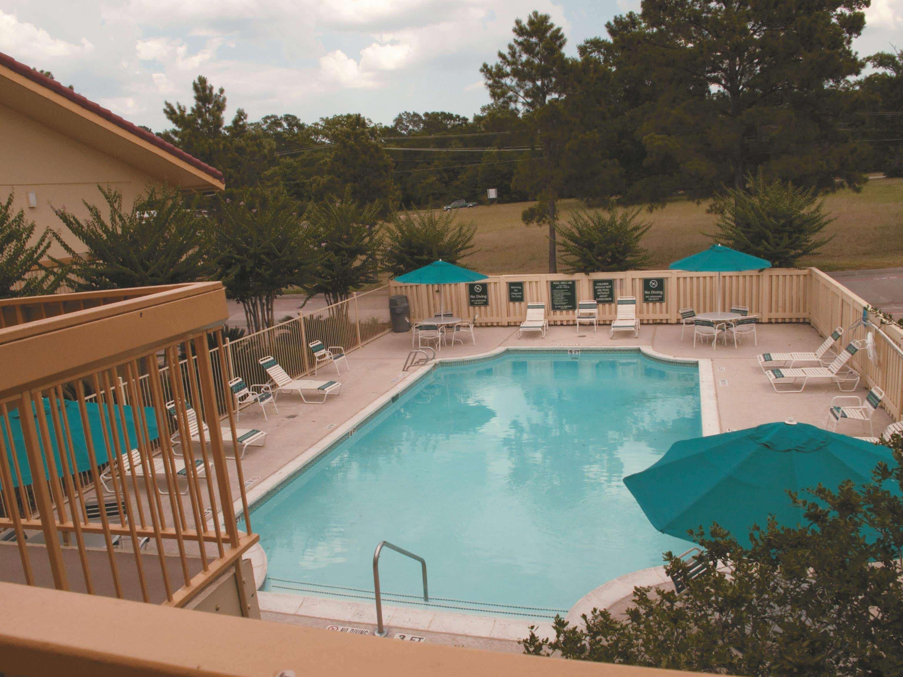 La Quinta Inn By Wyndham Lufkin Εξωτερικό φωτογραφία