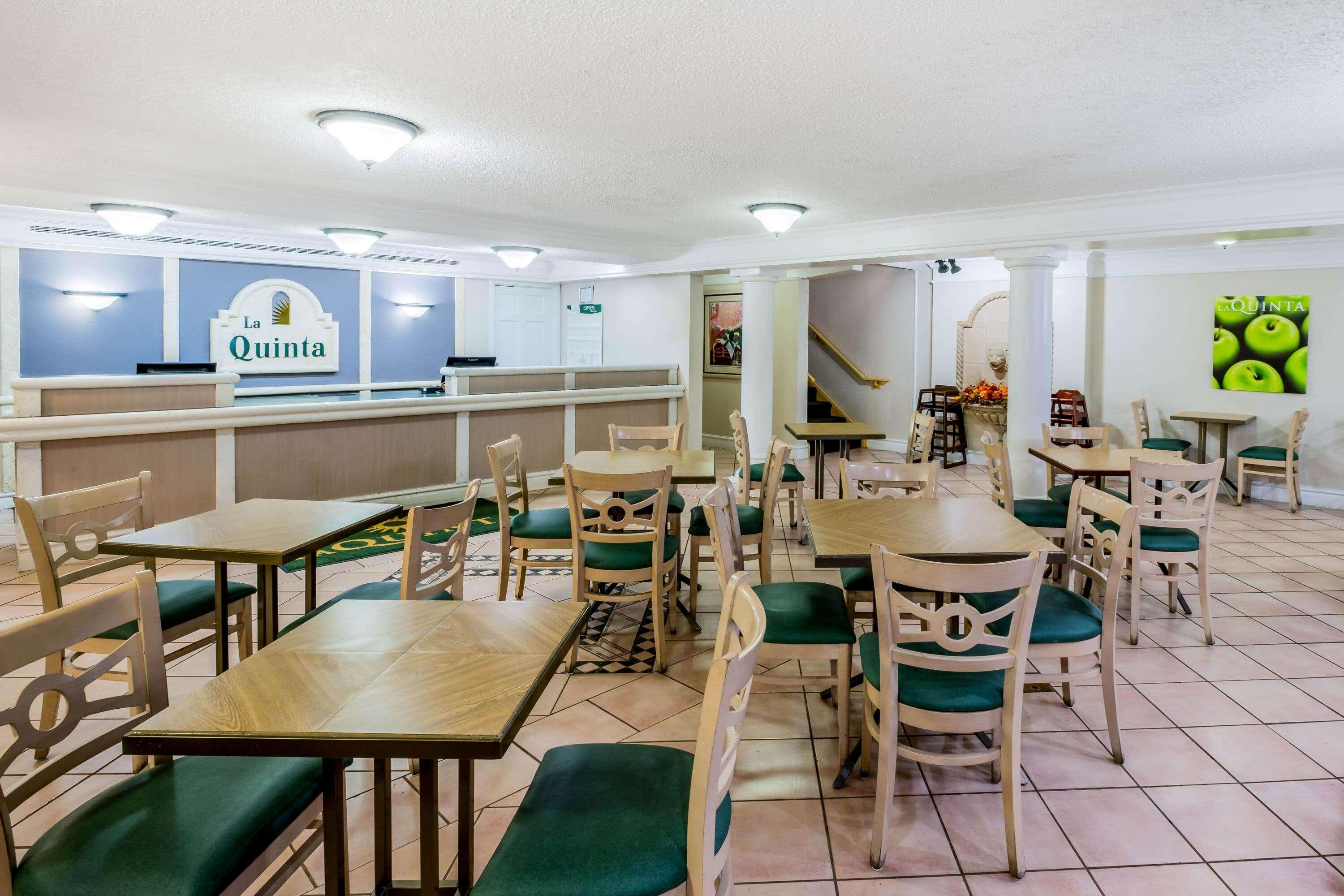 La Quinta Inn By Wyndham Lufkin Εξωτερικό φωτογραφία